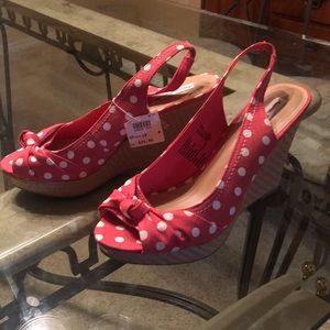 NWT American Eagle Wedges size 10W